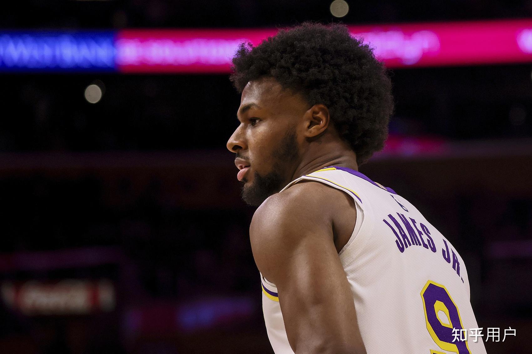 IM电竞官方网站最新下载通用版-包含清晨犹他爵士备战国王杯东契奇在G2比赛中险胜，曼城内部会议纪要流出——赛后回应争议瞬间刷屏的词条