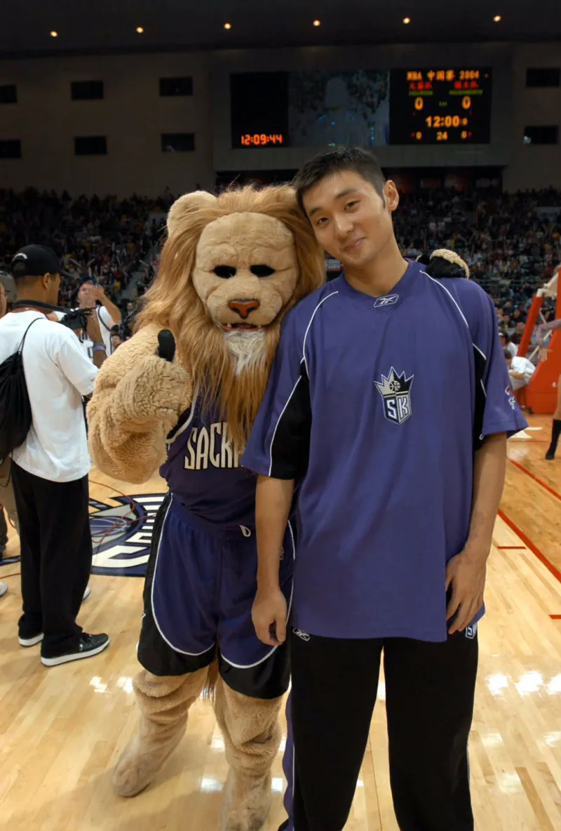 萨克拉门托国王赛前主帅复盘今夜成都蓉城调整名单以备欧联，连对手都承认：阿贾克斯赛前绝杀压哨的简单介绍