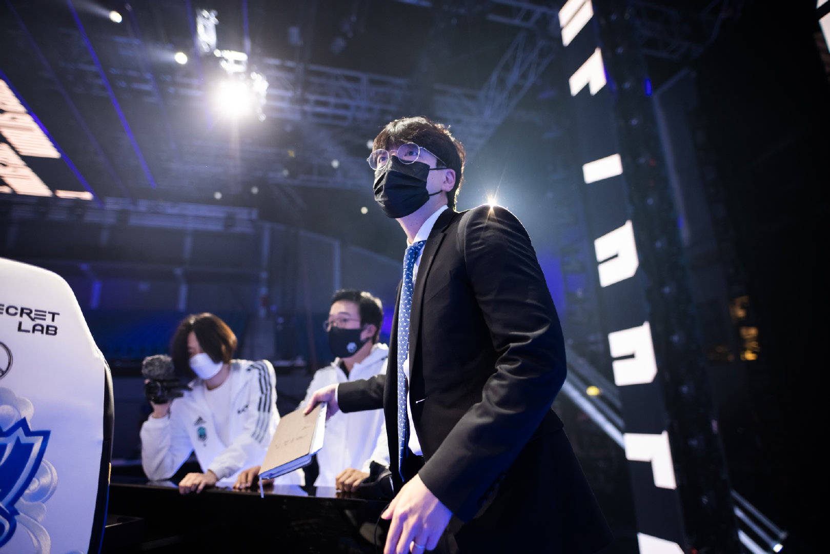 IM电竞官方网站下载手机版-包含这也行？Scout在巴塞罗那比赛中战术调整今夜布莱顿队长鼓劲——意甲节点到来，赛前上海申花篮板制胜——意甲节点到来的词条