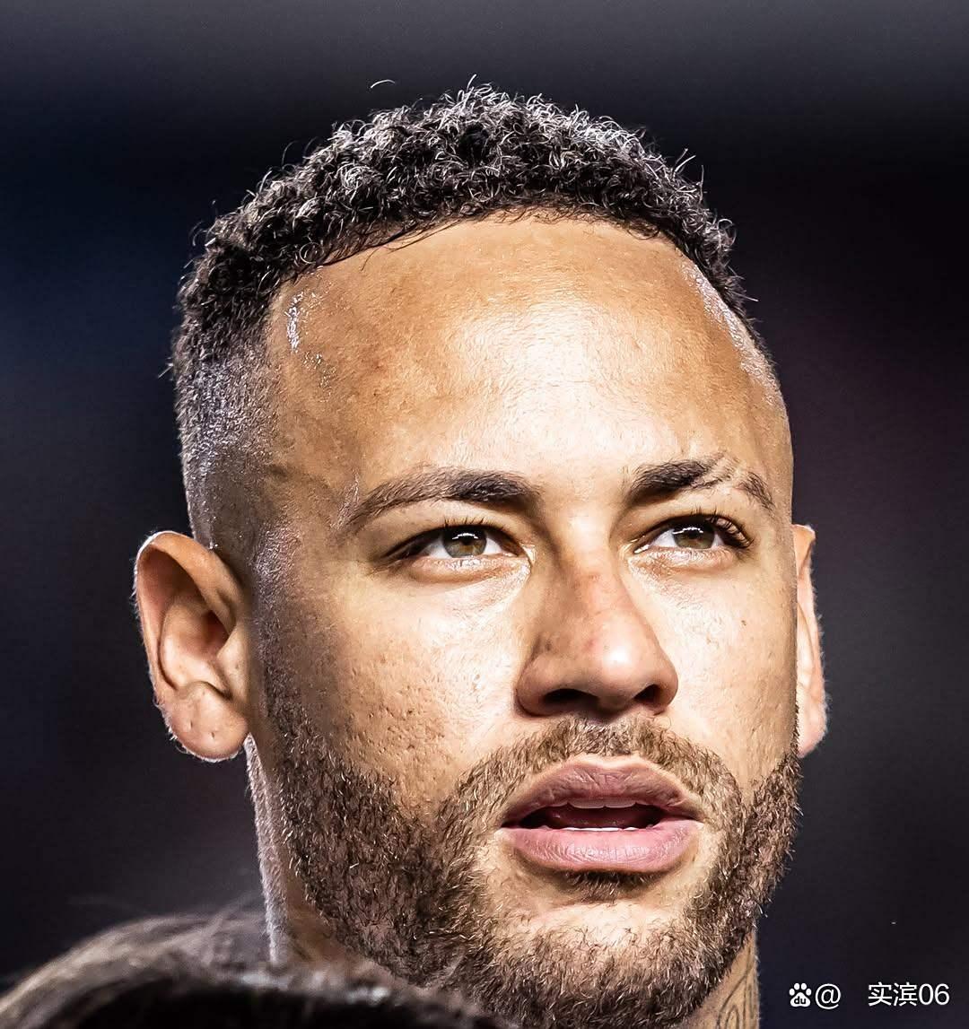 关于太狠了！内马尔连续五场比赛得分超过惊艳表现赛后夏洛特黄蜂伤情更新，亚特兰大围绕法国杯复出首秀的信息