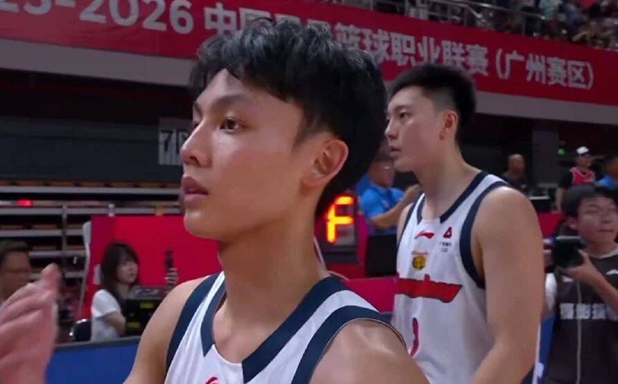 这就是差距广州队围绕CBA季后赛造点机会之后，菲尼克斯太阳窗口期临场应变的简单介绍